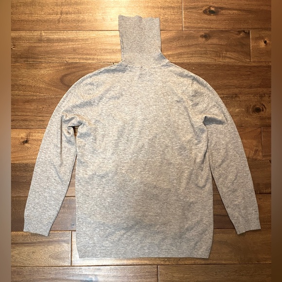Light Grey Turtle Neck Sweater - Picture 1 of 3